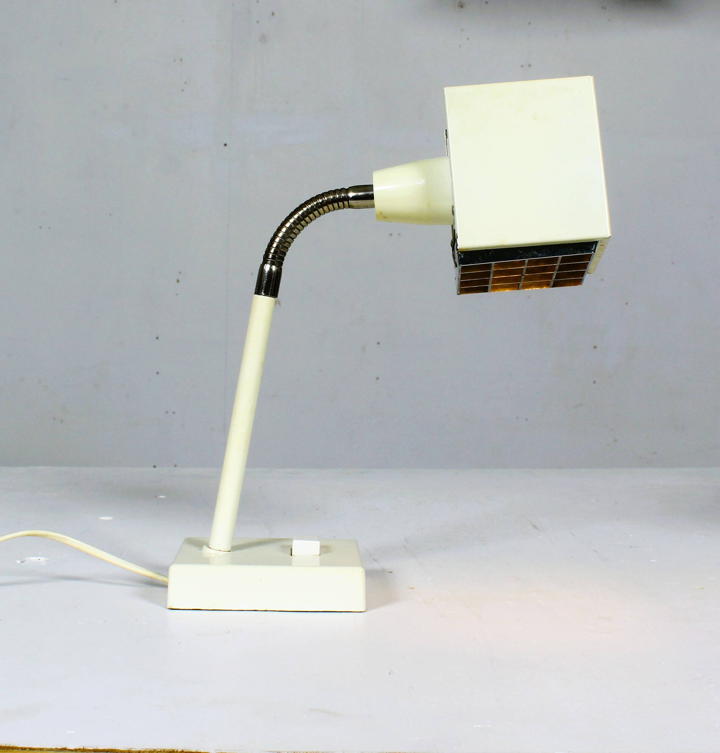 Lampe de table scandinave Kuben par Björn Svensson pour Elidus, années 1970