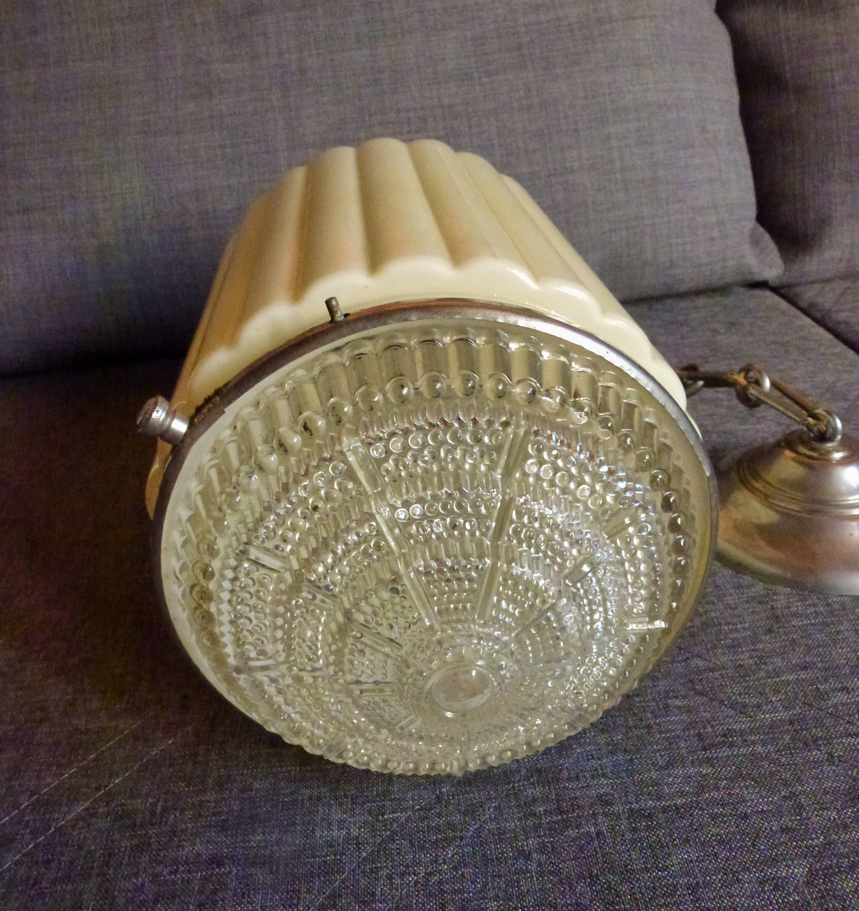 Art Deco "skyscraper" suspension