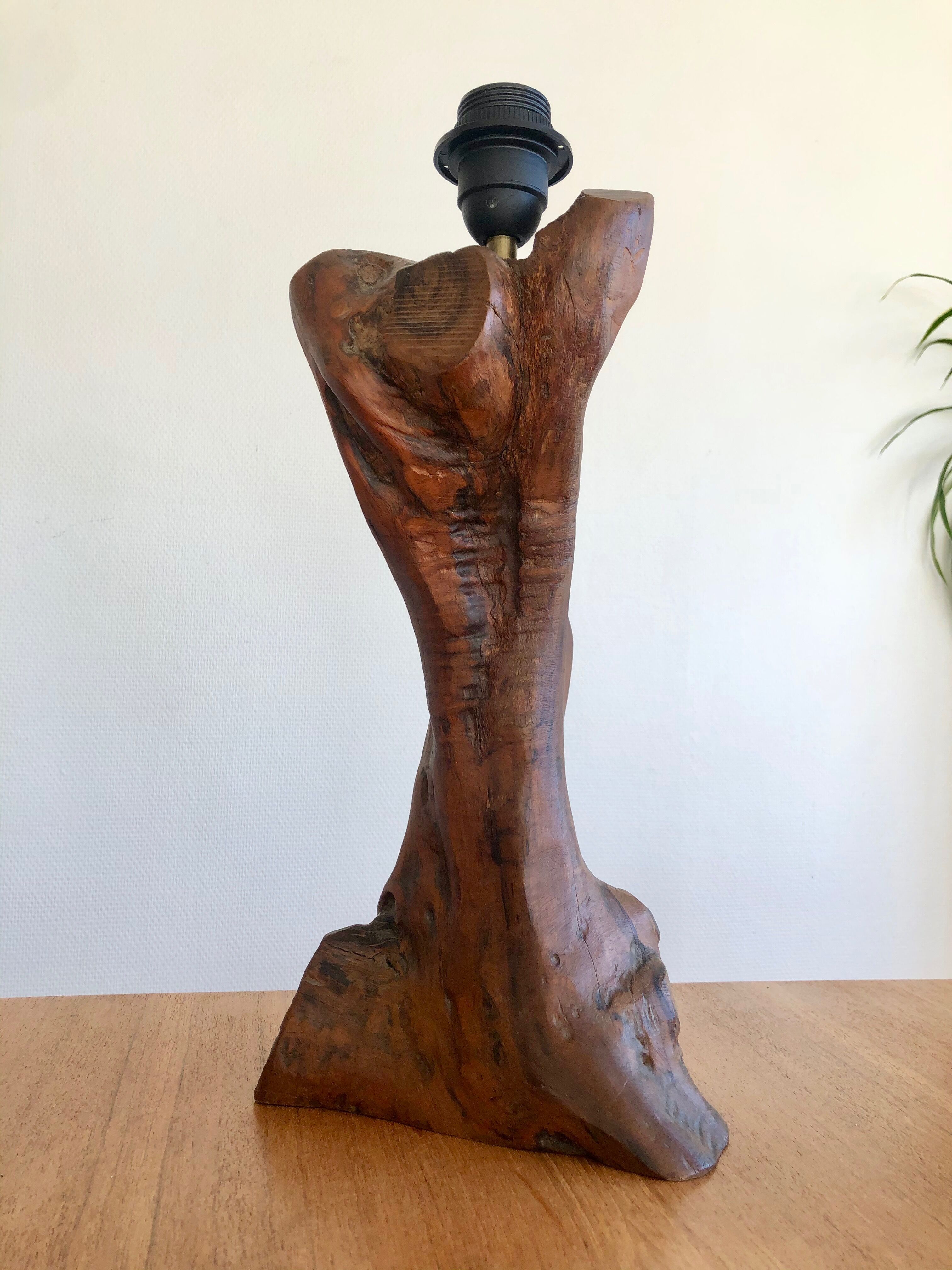 Anthropomorphic wooden lamp foot