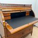 Bureau à abattant Biedermeier en placage de cerisier et en laiton, 1820