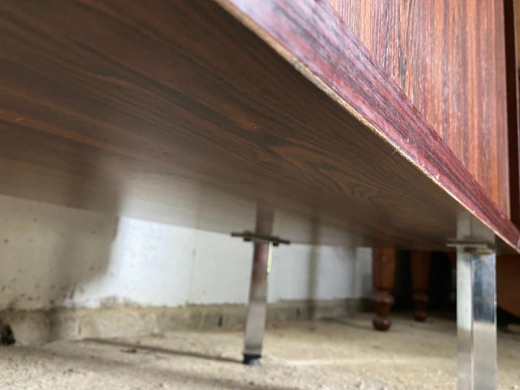 Storage cabinet 2 doors 2 shelves in veneer of rosewood vintage 1950