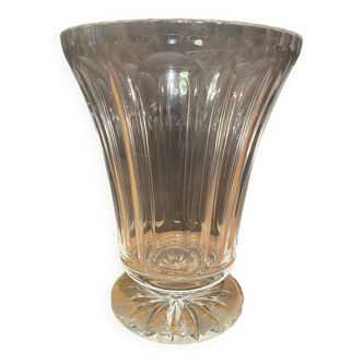 Vase on pedestal in cut crystal mid-twentieth century