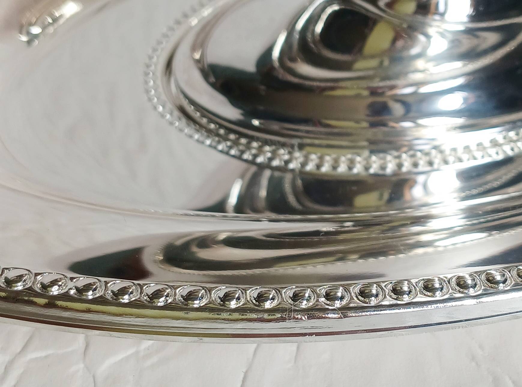 Saucière & son plateau en métal argenté "MR Silver Plated" made in England
