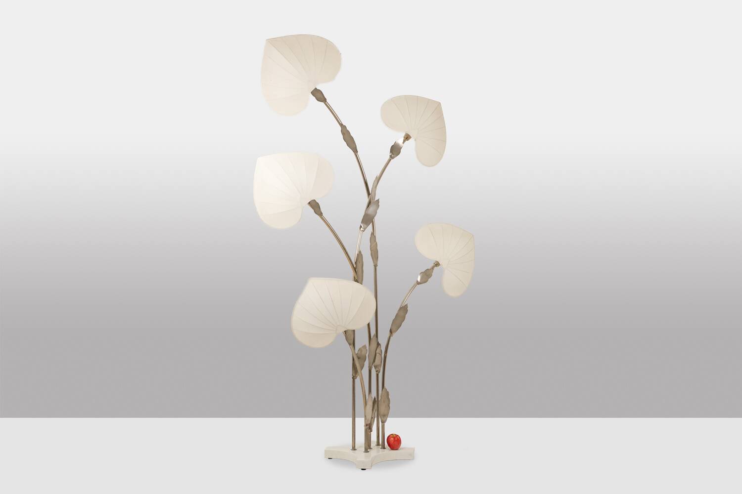 Antonio Pavia. Large lamp in silvered brass and silk. 1970s.