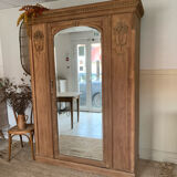 Linen wardrobe