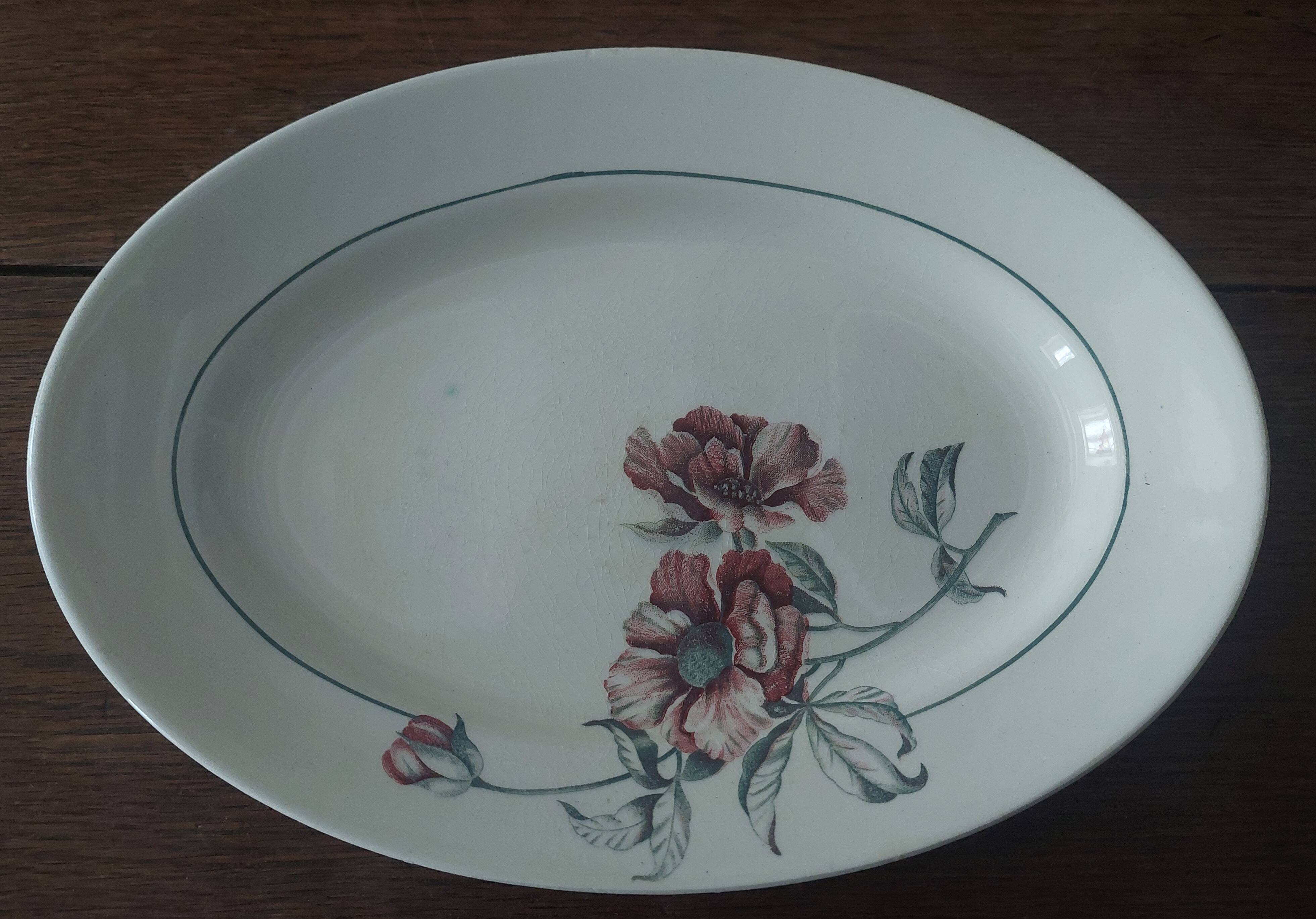 Oval earthenware dish Saint Amand Simone decor from the 50s