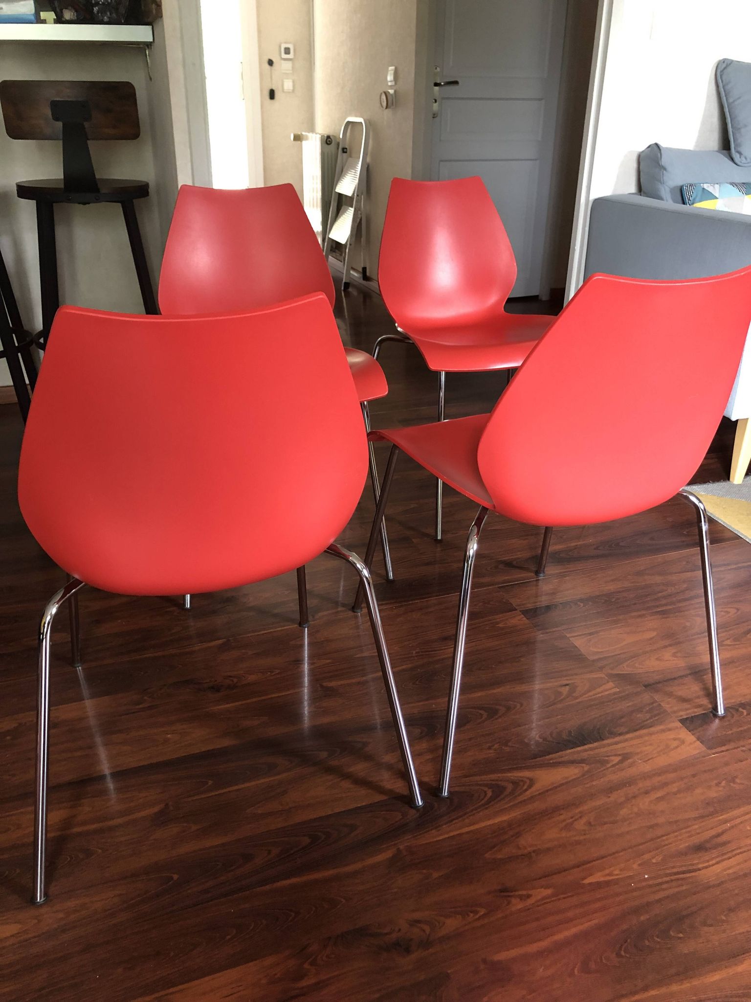 Set of 4 Kartell Maui chairs by Vico Magistretti