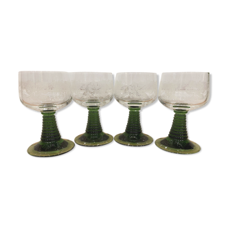 Set of 4 glasses of white wine from Alsace