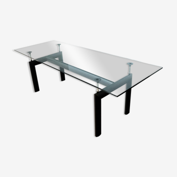 LC 6 table by Le Corbusier
