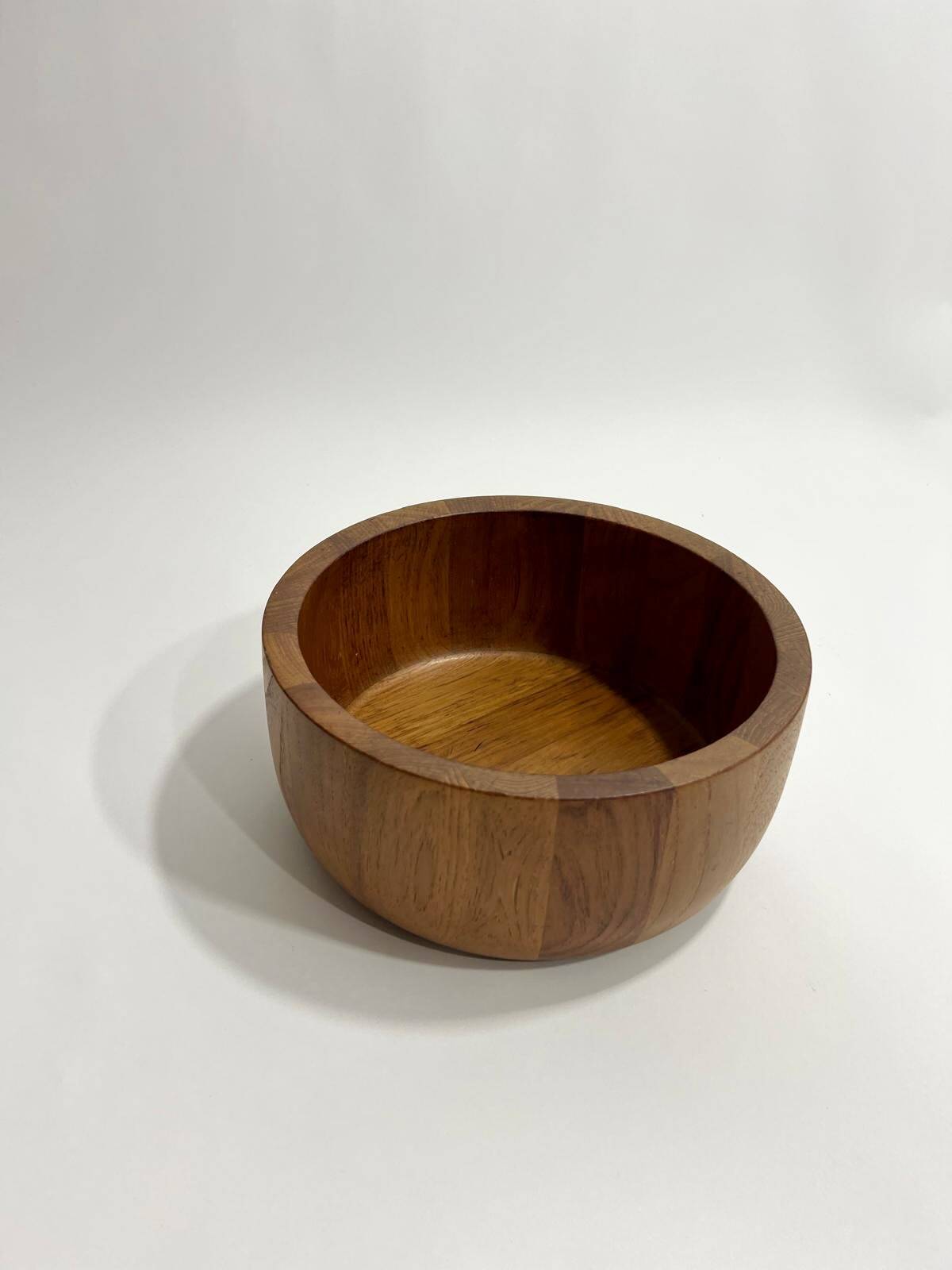 Large vintage Danish teak bowl, design Richard Nissen for Nissen Trævarefabrik Langaa 1960