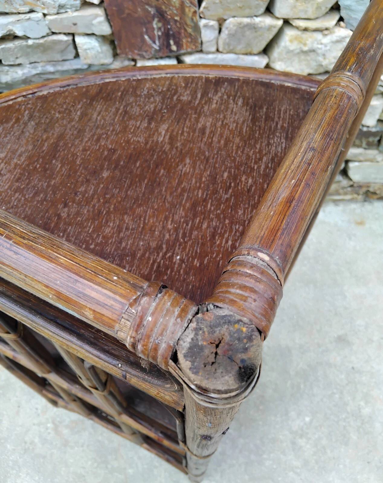 Étagère D' Angle En Rotin Vintage