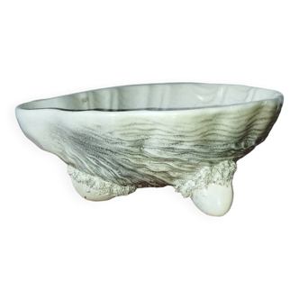 Ceramic shell cup