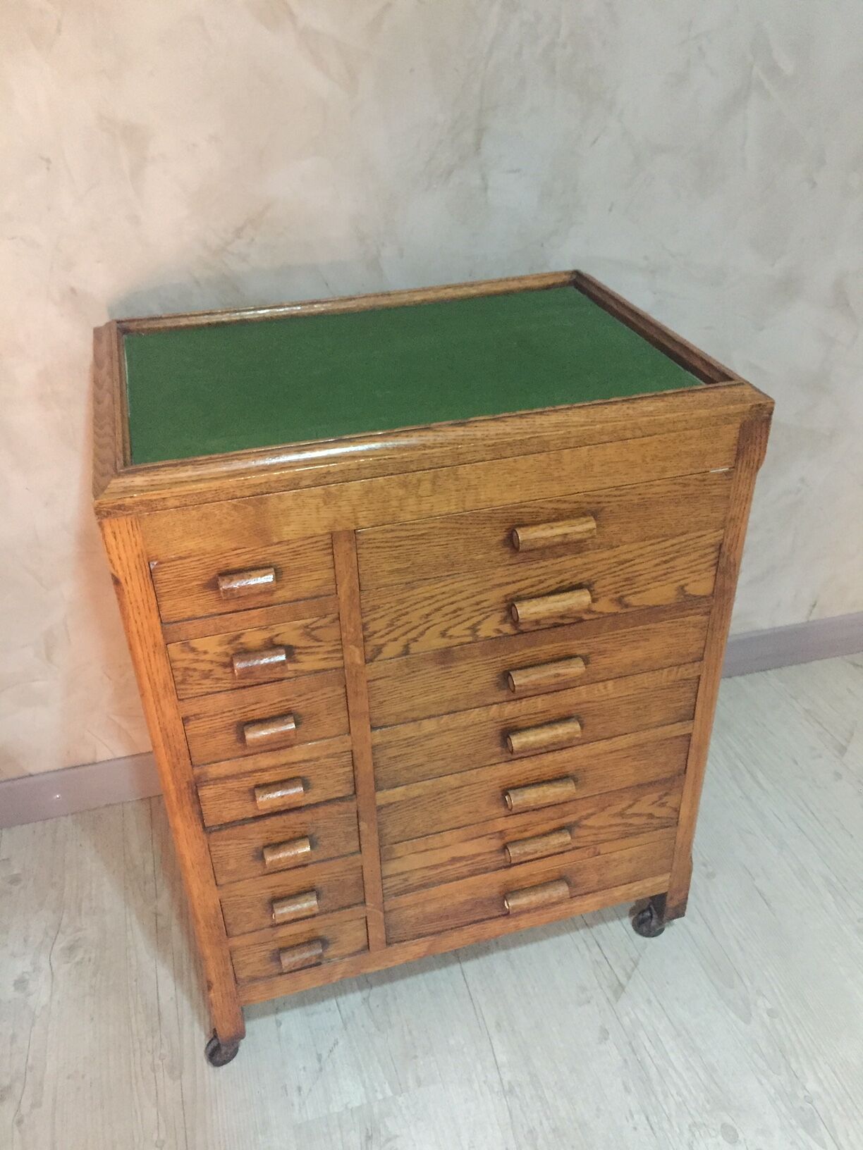 Former furniture shop on wheels