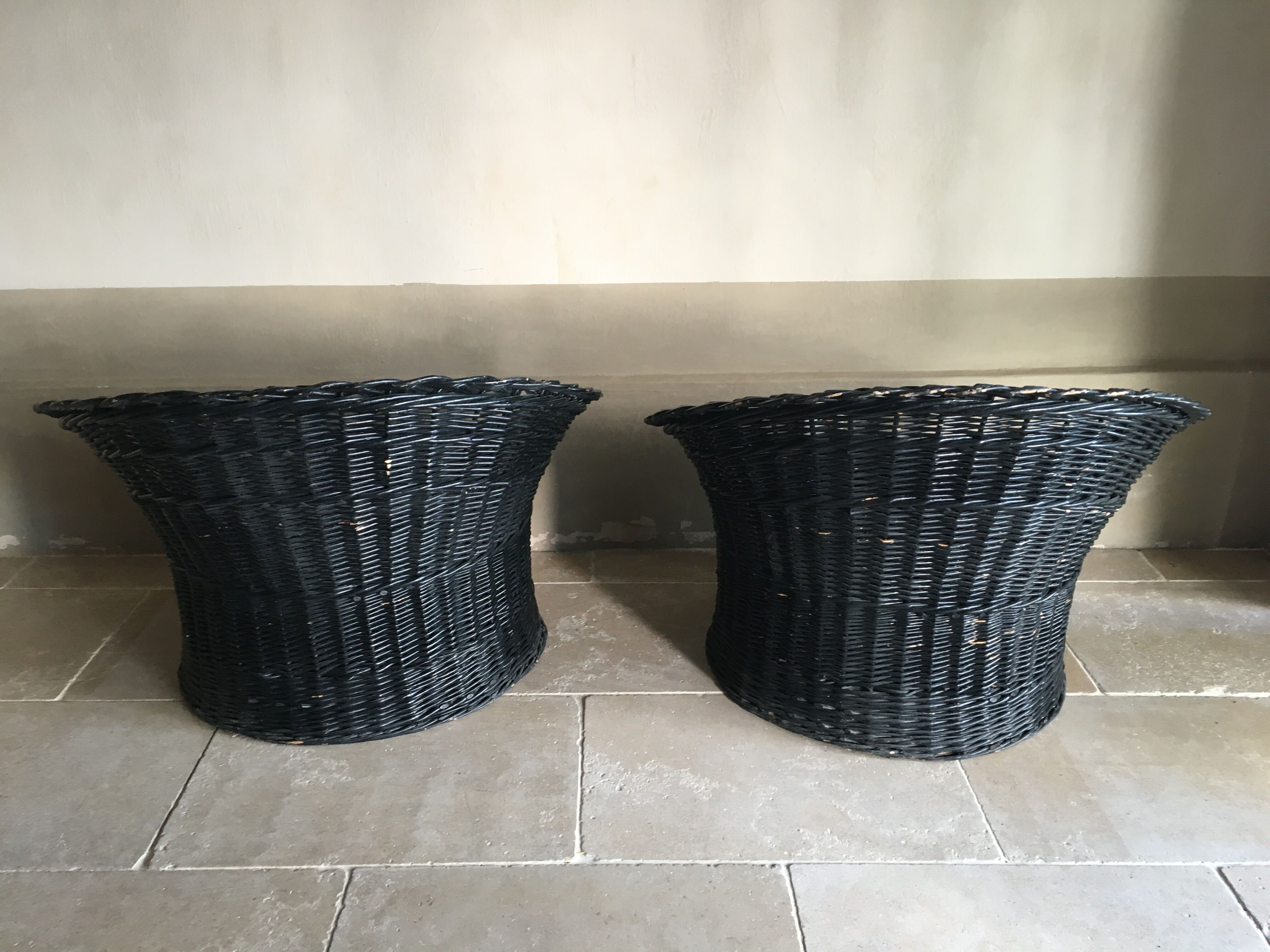 Black diabolo rattan set of the 60s