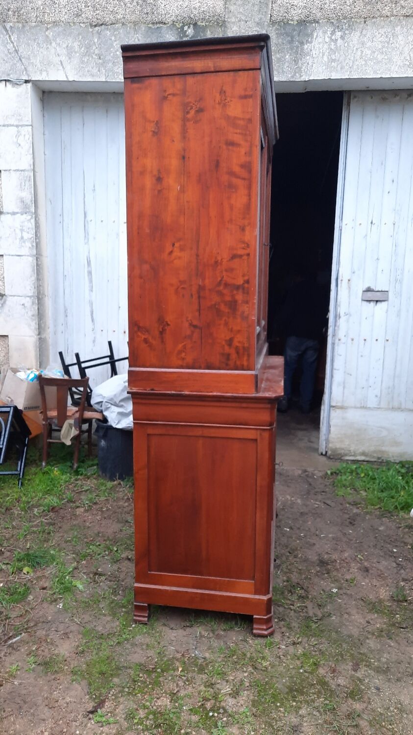 Sideboard 2 body style louis philippe