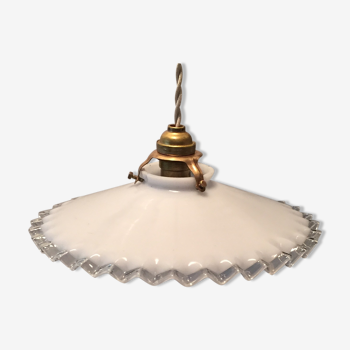 Suspension ancienne opaline blanche et laiton N°11