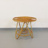 Round coffee table with 60's vintage rattan magazine tray