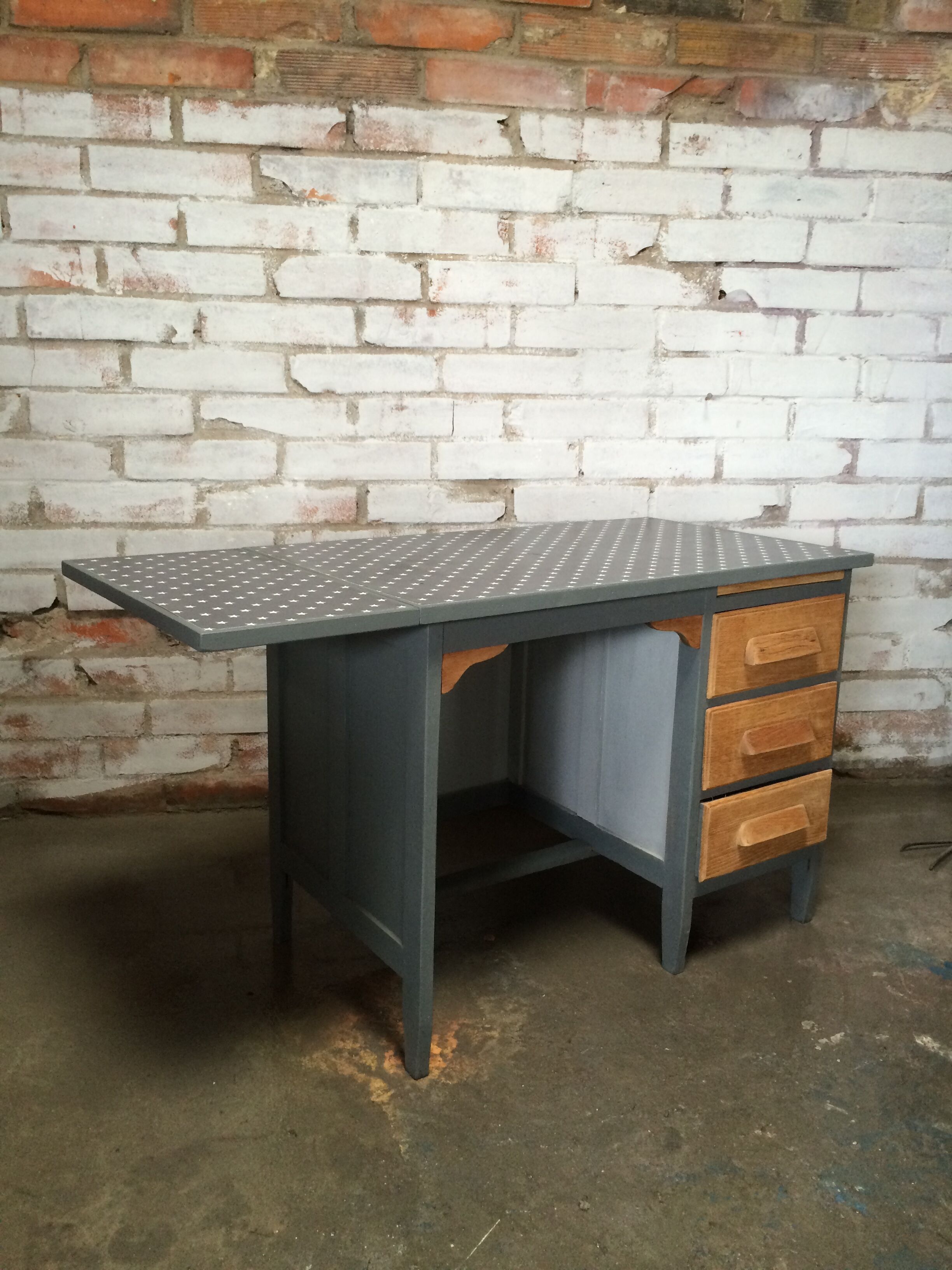 Office vintage size gray child & waxed canvas star