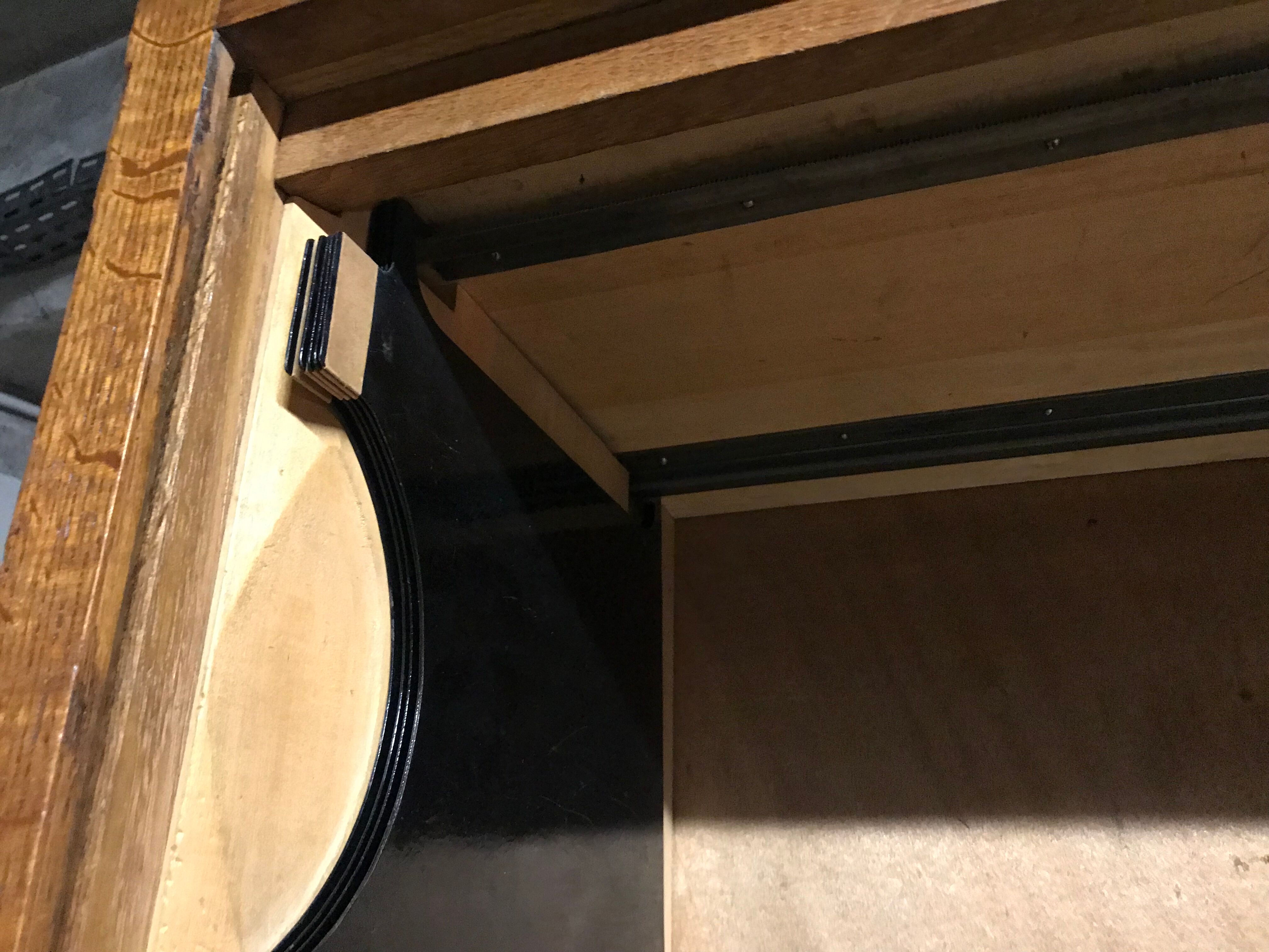 Notary curtain cabinet 1900