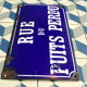 Plaque enamelled street of the lost well