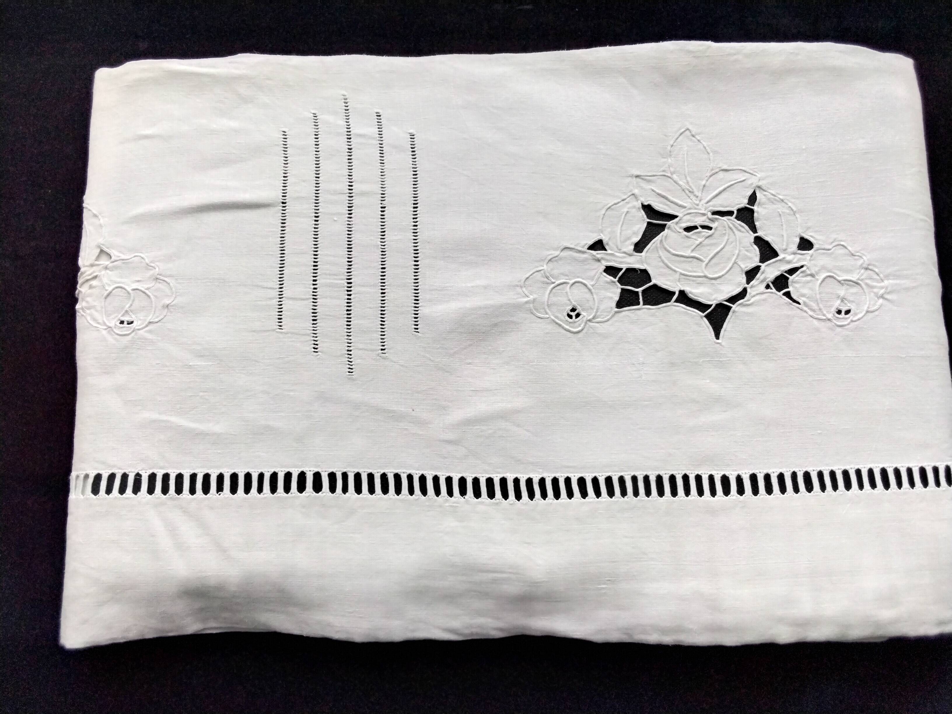 Antique linen sheet with embroidery and days 2.25 x 3.05 m