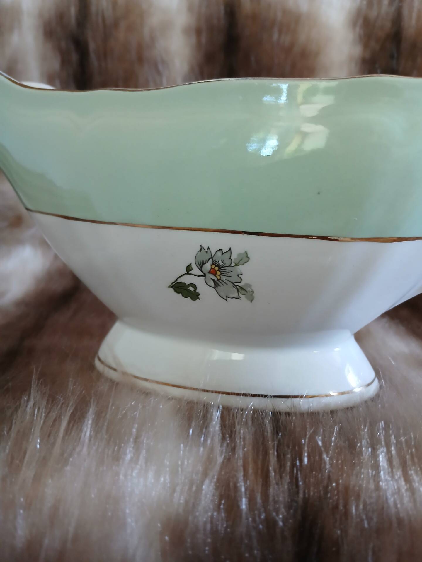 Sauceboat + antique dish from Saint Tropez