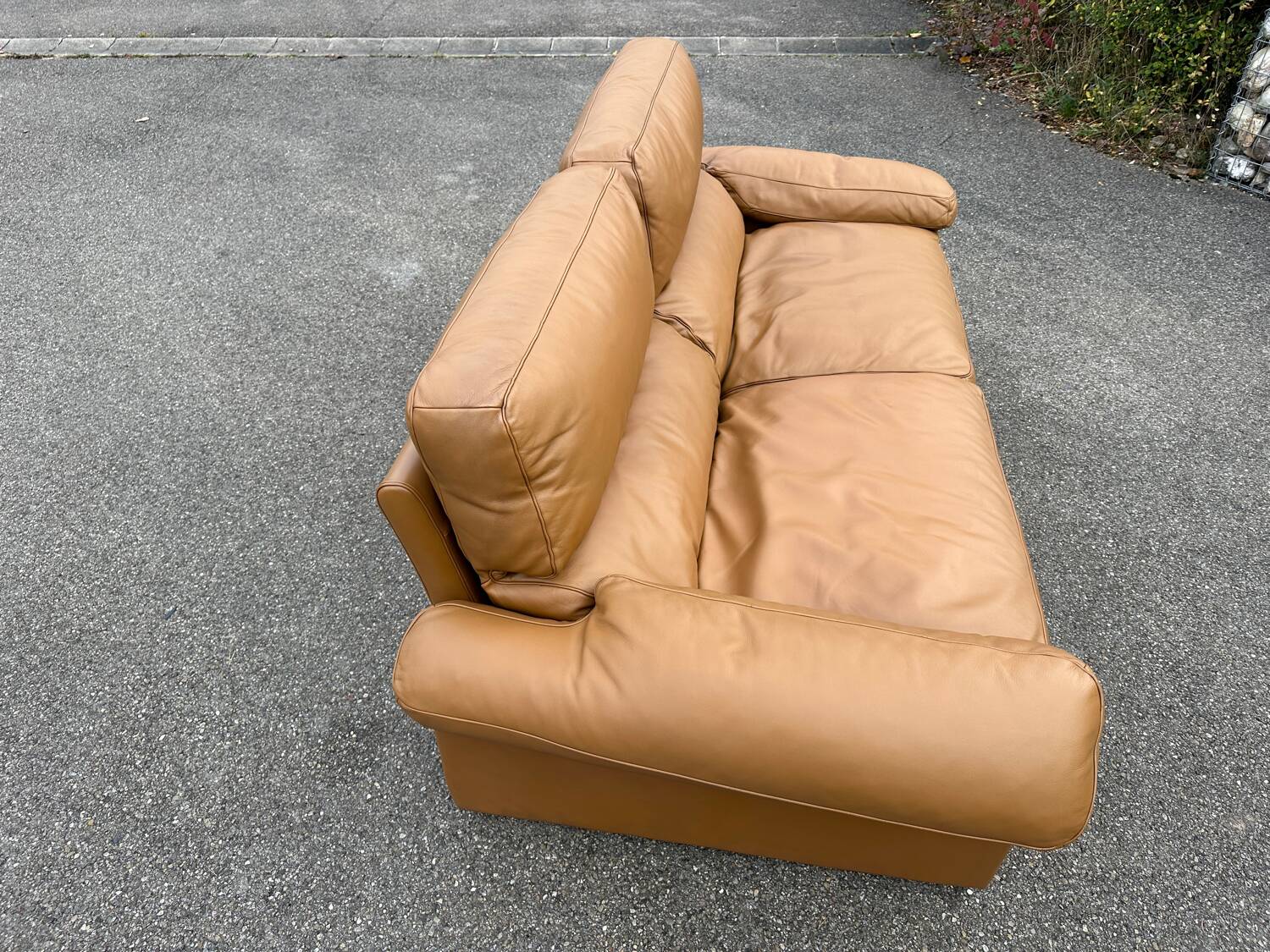 Sofa Petronio 603 de Tito Agnoli pour Poltrona Frau