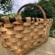 Panier en châtaignier et noisetier