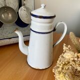 Old enamelled coffee maker