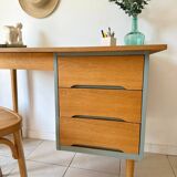 Scandinavian desk with its Baumann chair