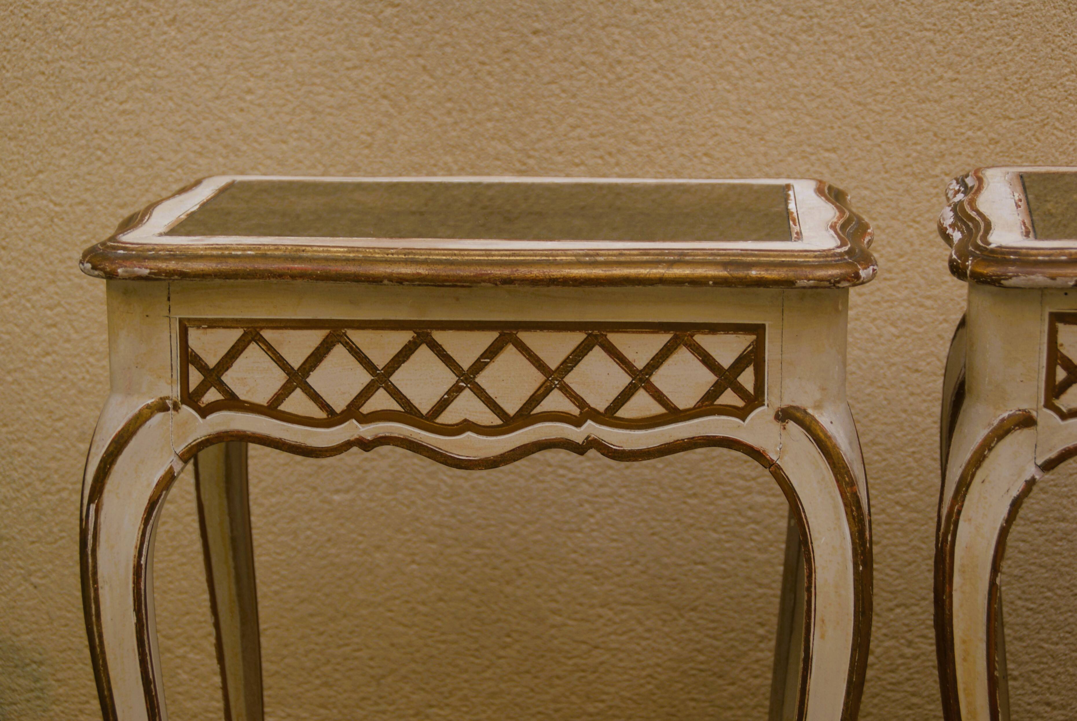 Pair of small tables 1900 in Louis xv style