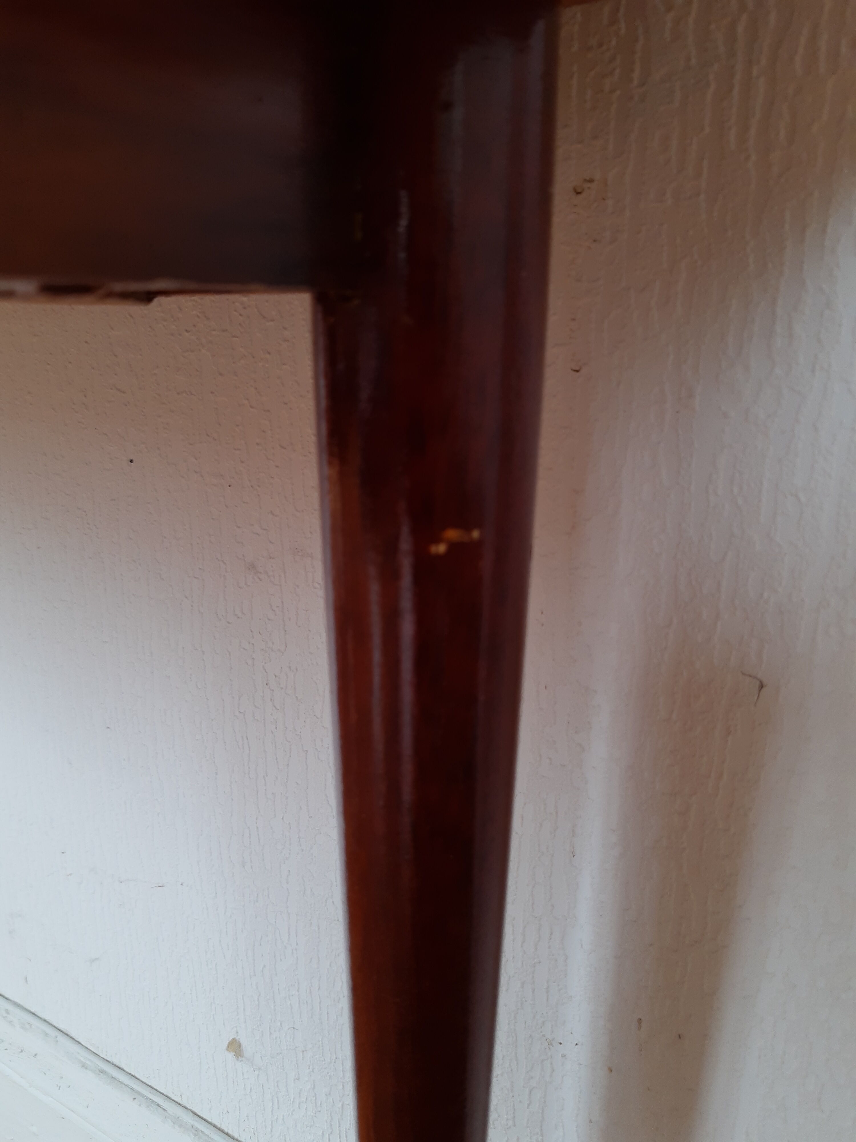 Teak vintage hairdresser