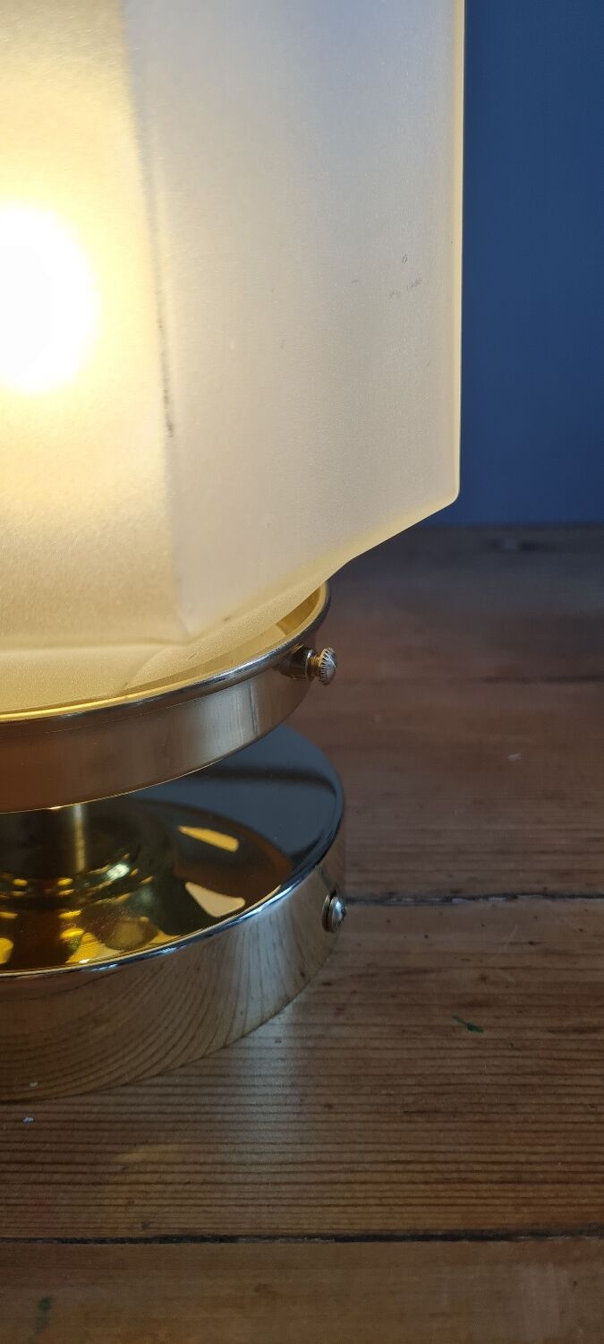 Table lamp skyscrapper