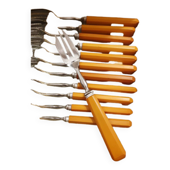 Dessert forks