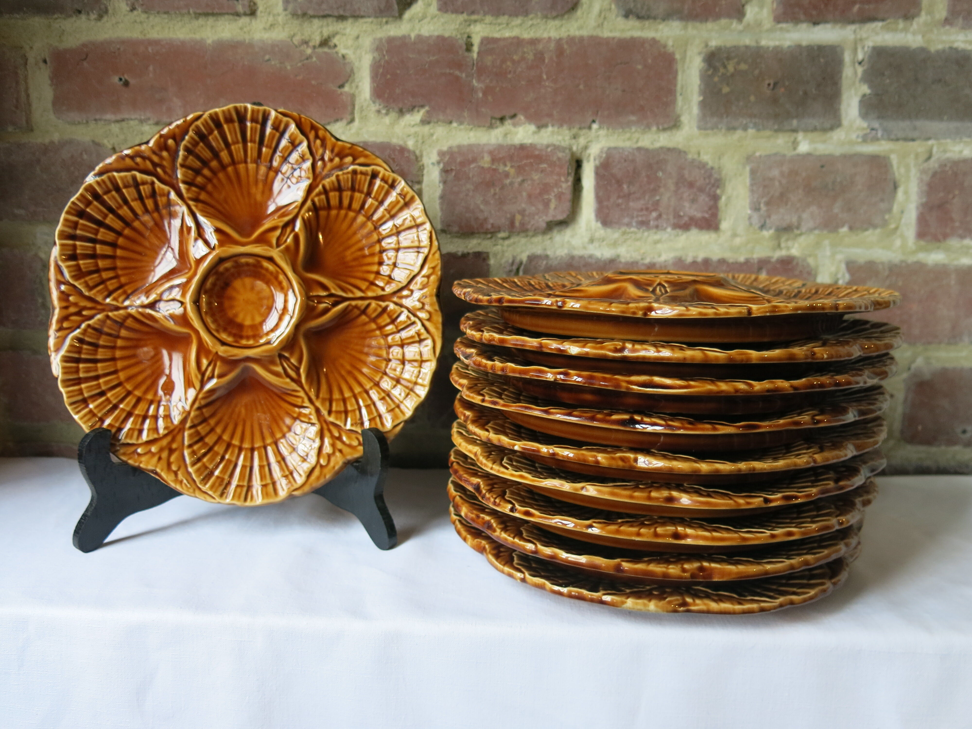 10 Sarreguemines oyster plates in very good condition