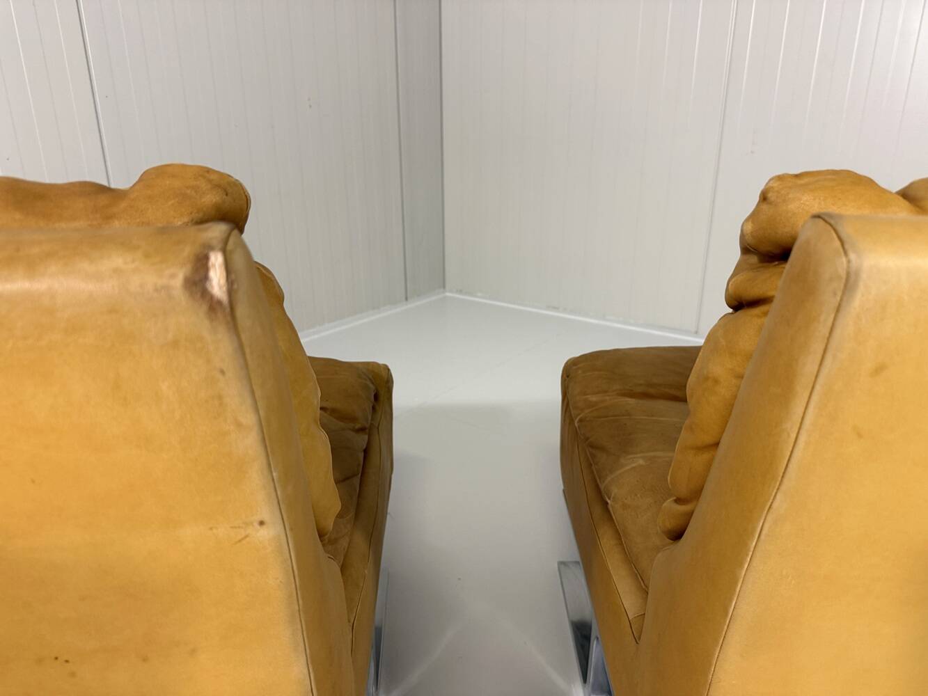 Special lounge chairs chrome & leather 1960’s