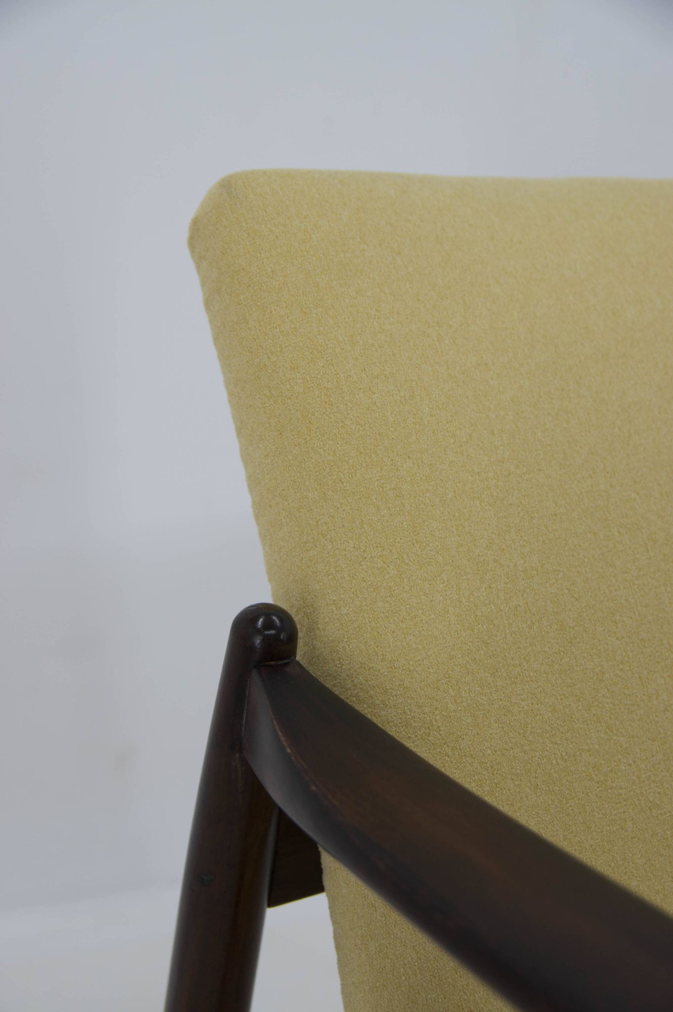 1960s edmund homa model gfm 64 beech armchair, restored