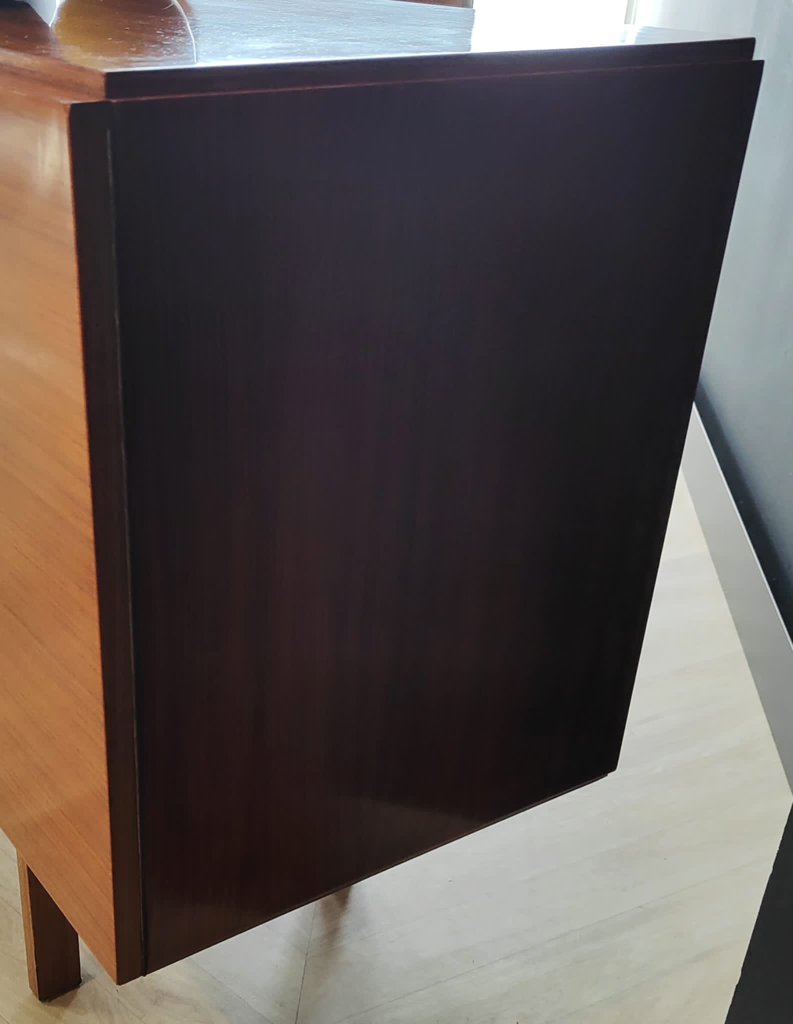 Enfilade Mid Century