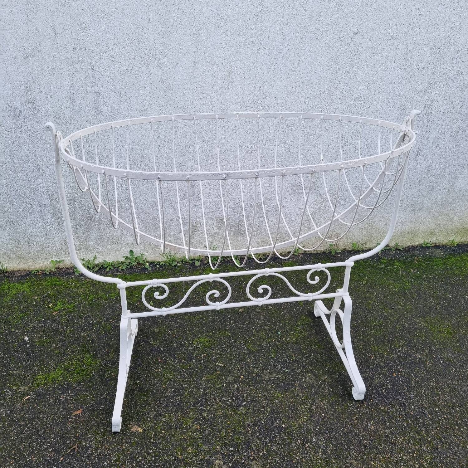 Cradle of the early 20th century