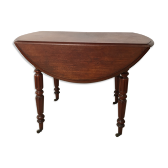 Table pliante en noyer 19ème