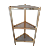Corner shelf