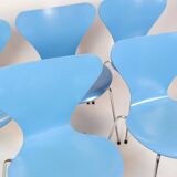 Set Of 5 Seven Chairs Model 3107 In Light Blue By Arne Jacobsen From 1980s