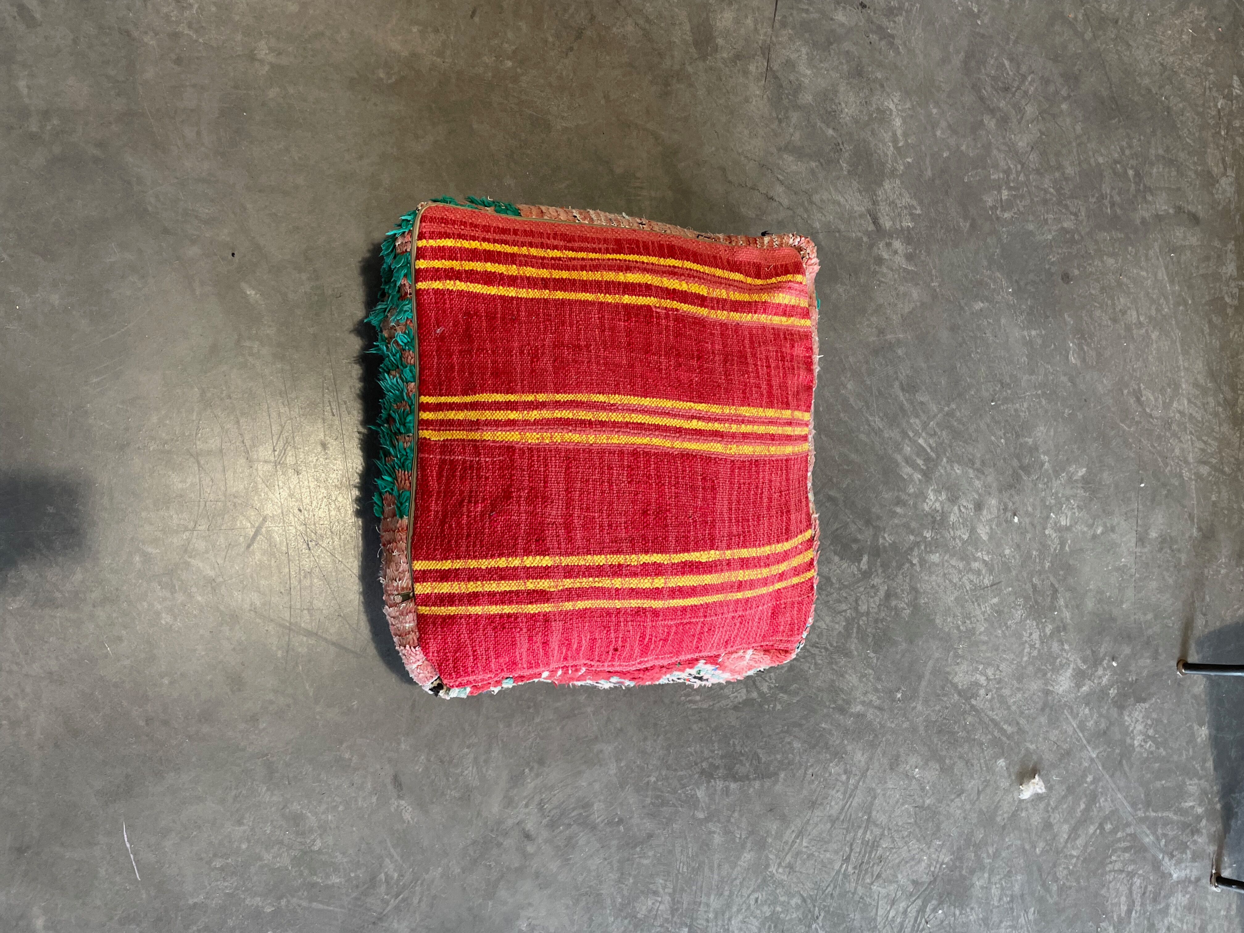 Moroccan pouf Boujad berbere for the ground