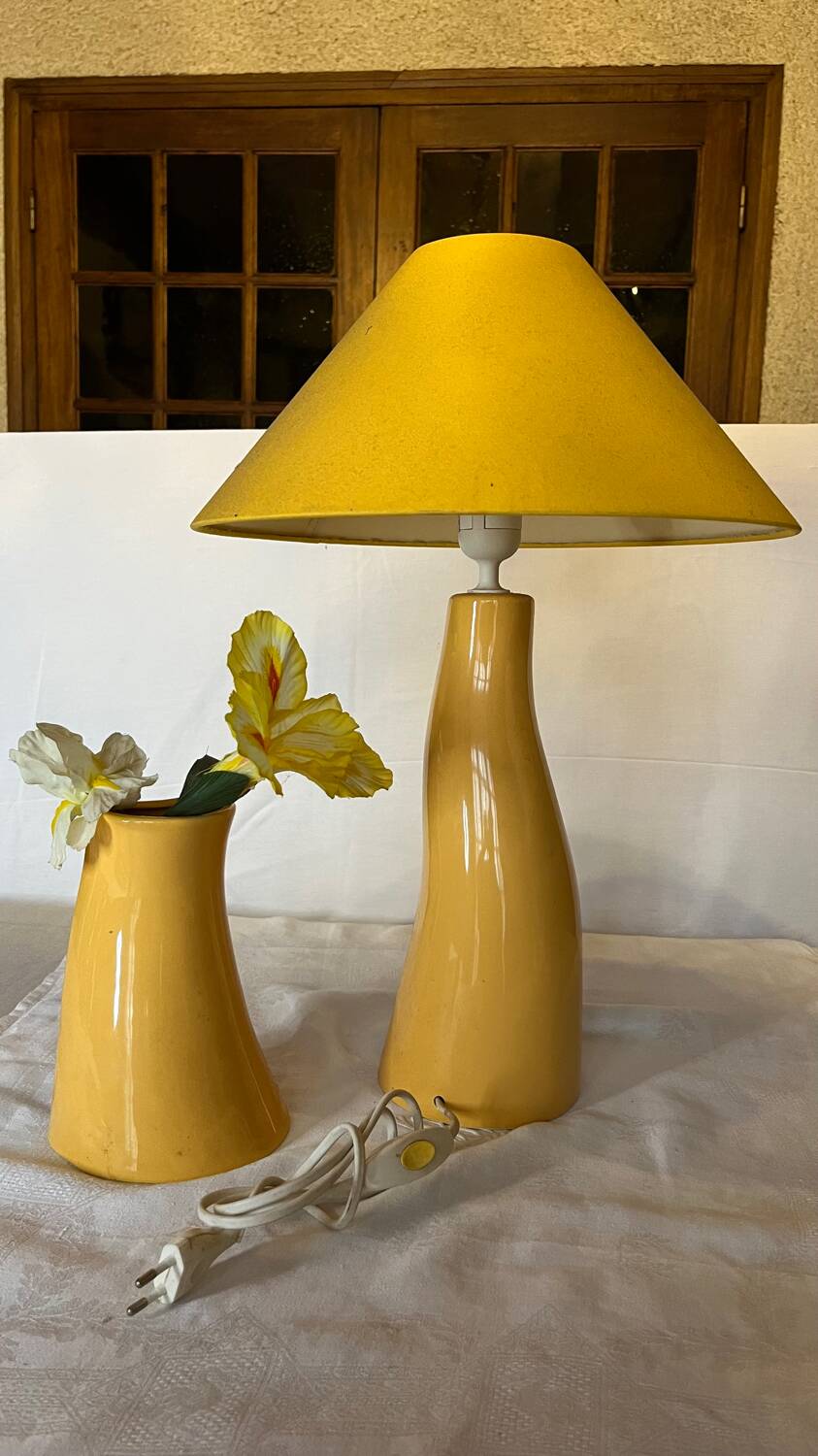 Ceramic table lamp and decorative pot 1980