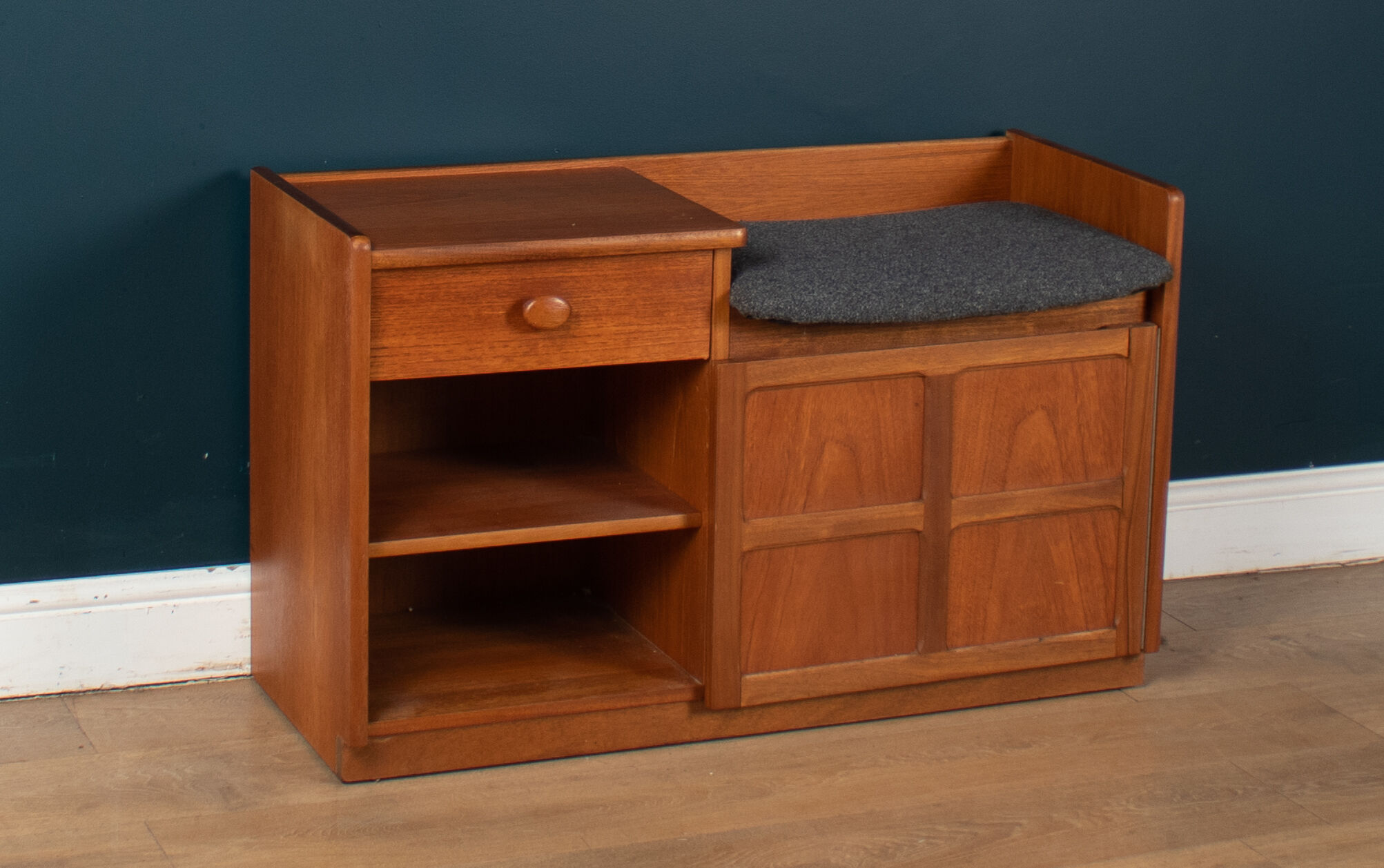Banc téléphonique Nathan 1960