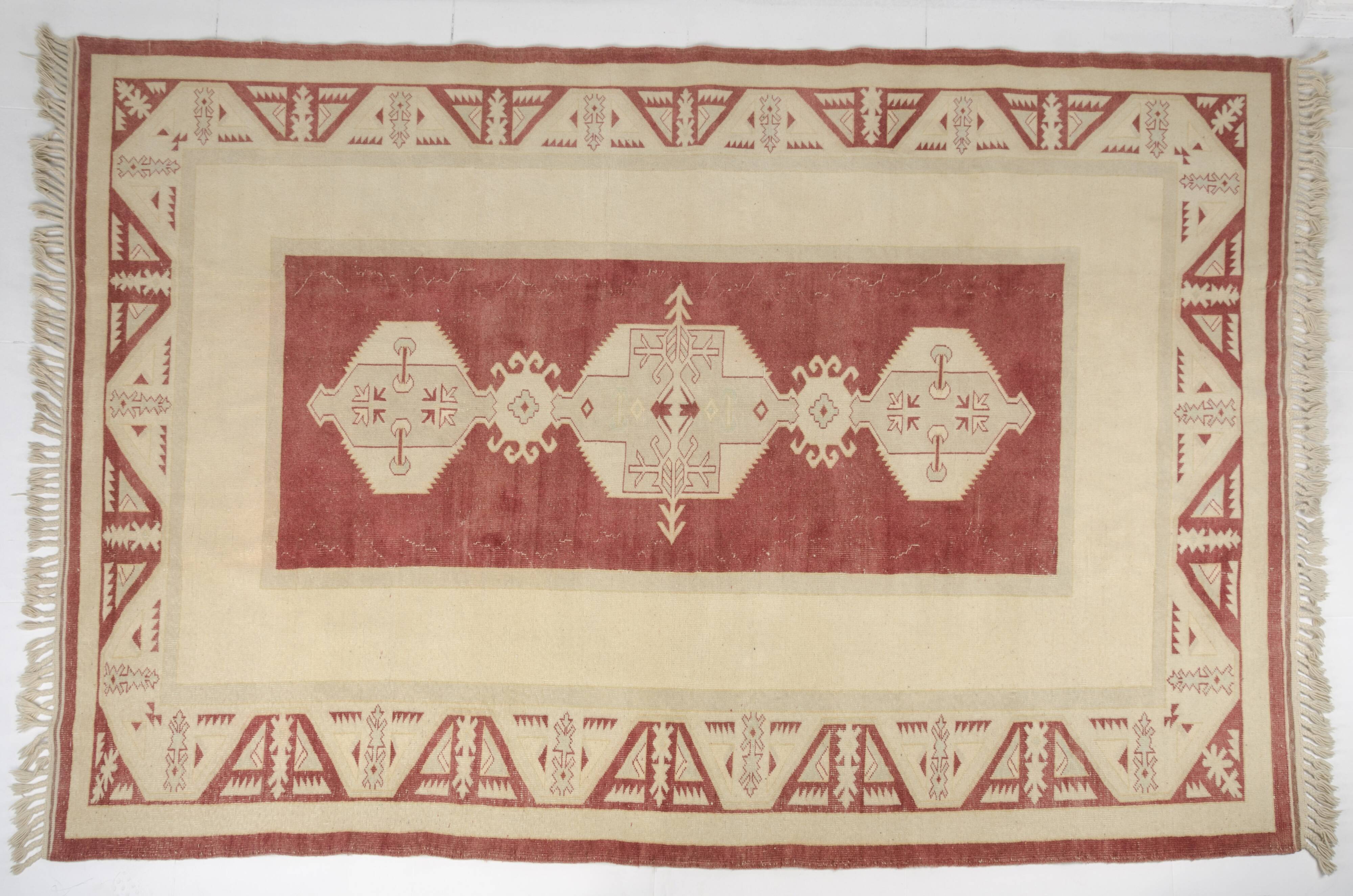 Tapis floral anatolien vintage