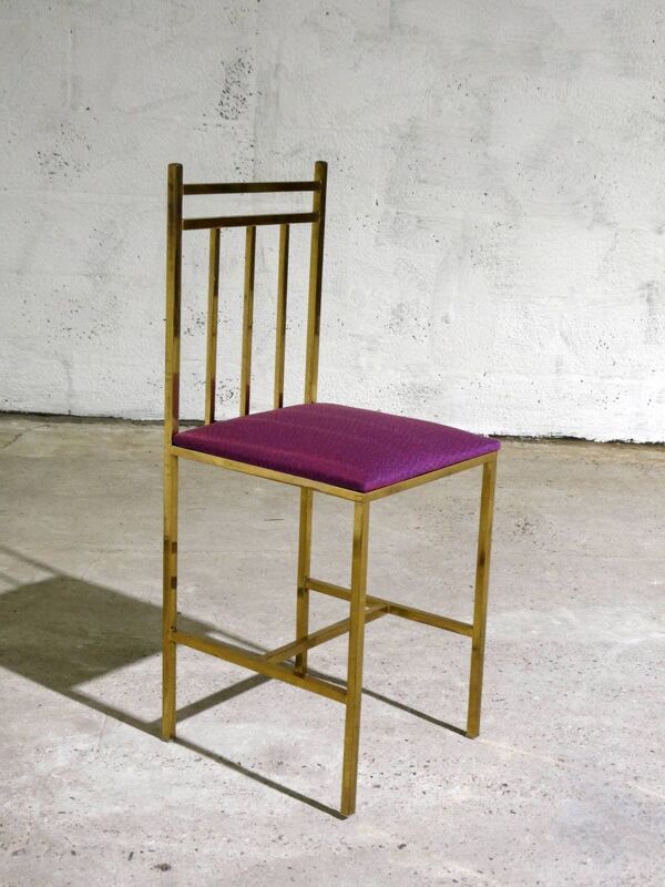 petite chaise d'appoint en métal doré