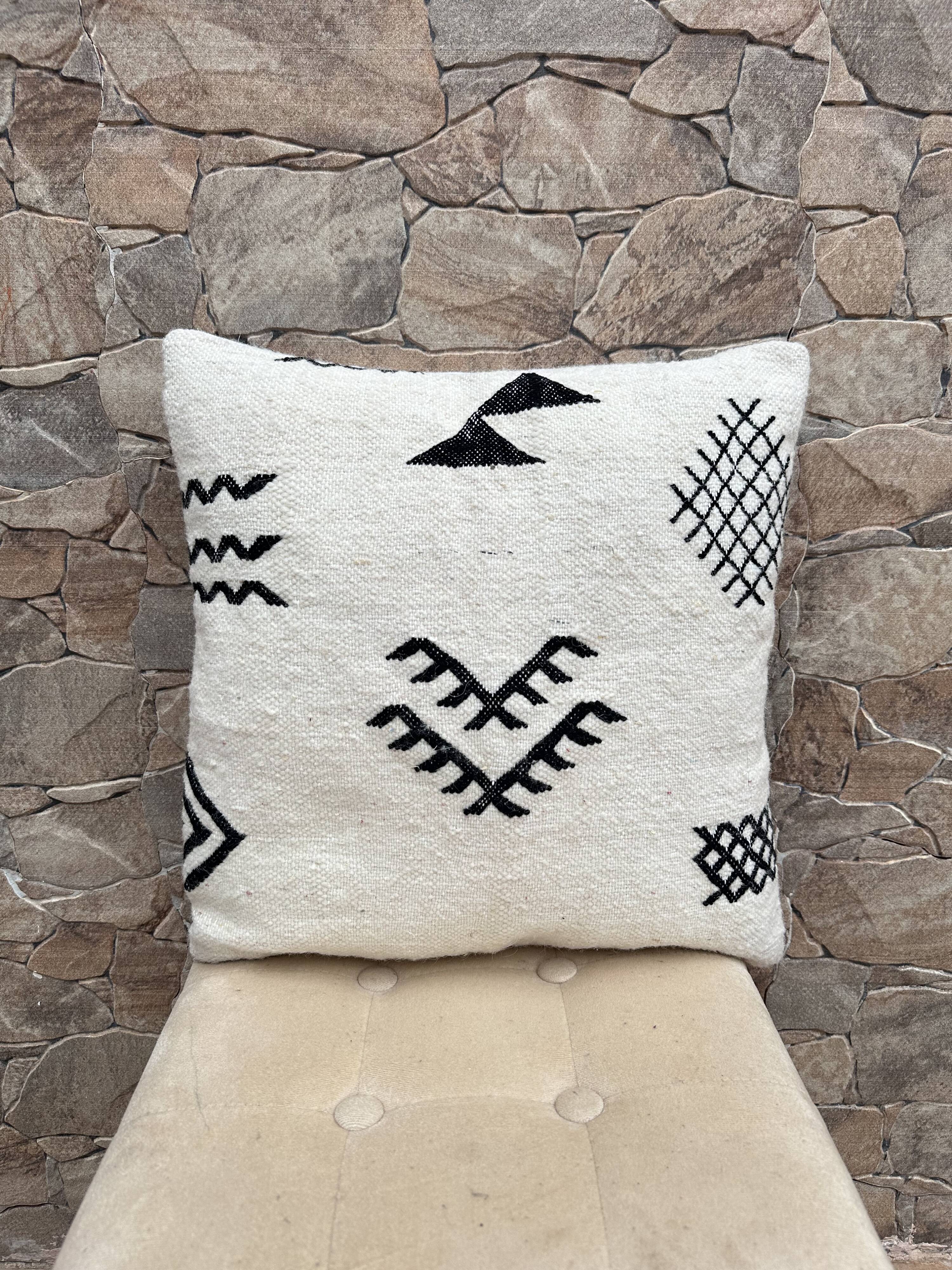 Berber cushion