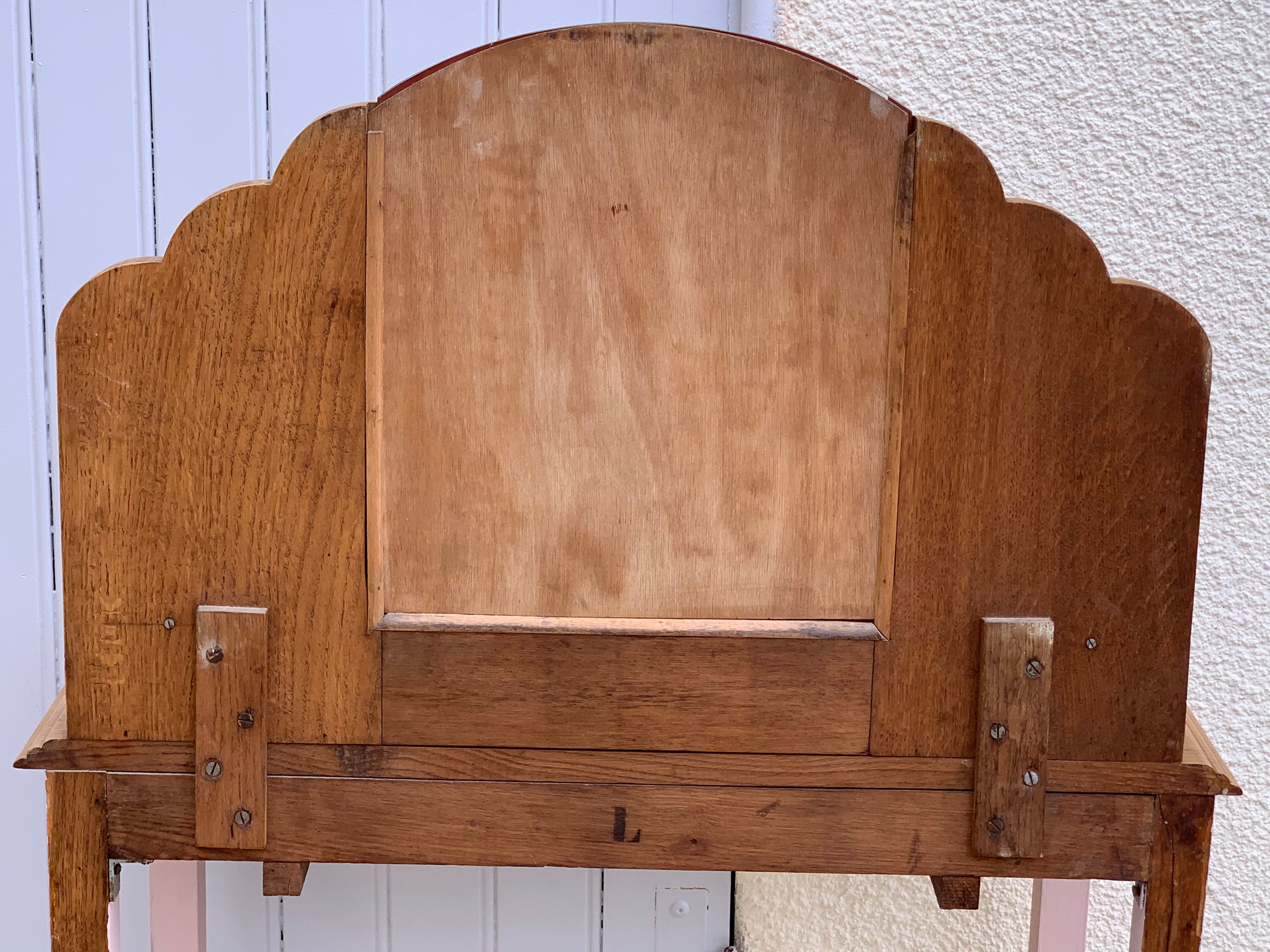 Art deco hairdresser, 1930s