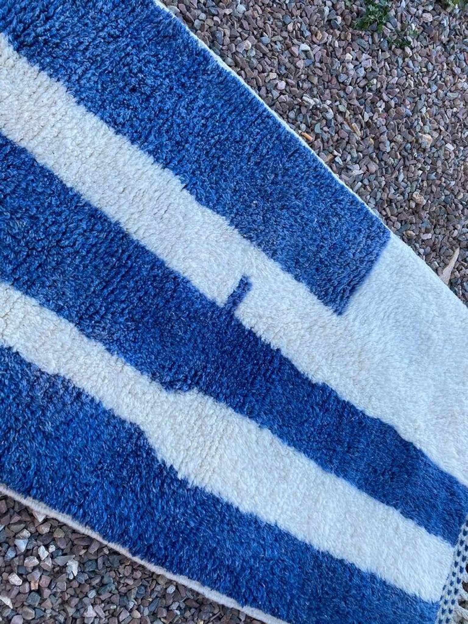 Handmade runner rug 300cm x 70cm